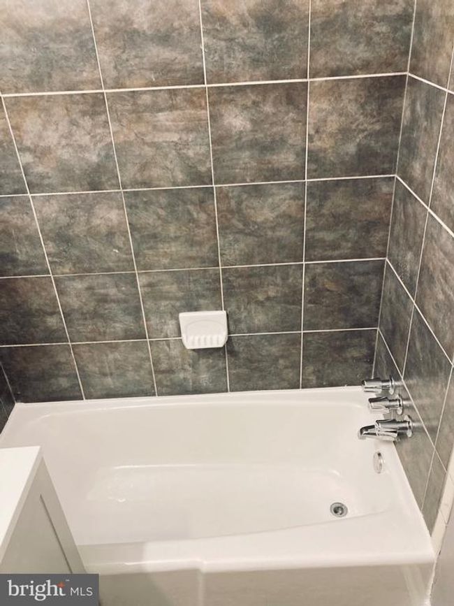 APT-302 - 3817 Swann Rd, Condo with 3 bedrooms, 2 bathrooms and null parking in SUITLAND MD | Image 7