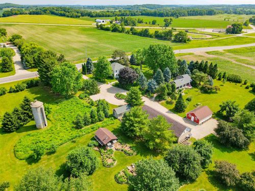 W7031 County Road C, KOSHKONONG, WI, 53538-9783 | Card Image