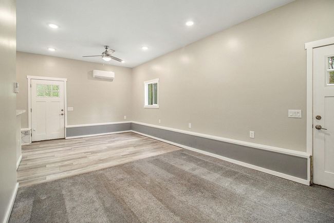 Dining Area | Image 7