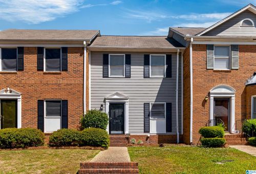 2204 Ascot Ln, Vestavia Hills, AL, 35216-6122 | Card Image