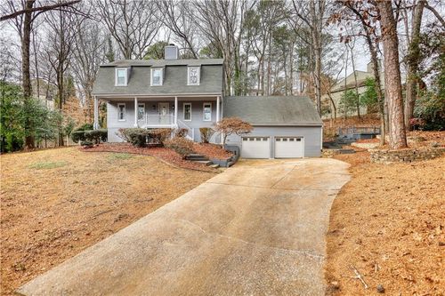 4205 Aberdeen Pass Ne, Roswell, GA, 30075-2601 | Card Image
