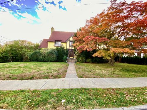 26 Glen Ave, Port Chester, NY, 10573-2636 | Card Image
