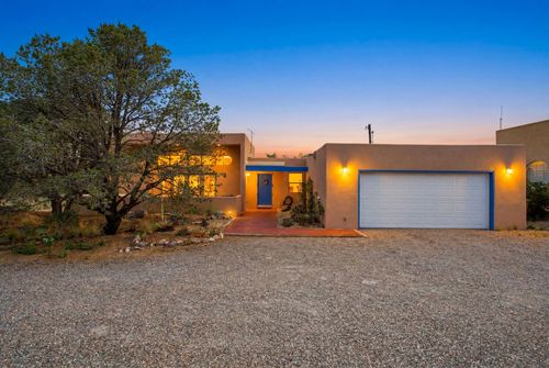 726 1 Tramway Vista Court Ne, Albuquerque, NM, 87122 | Card Image
