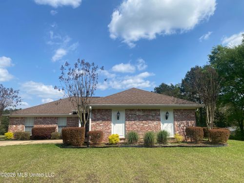110 Whittington Ln, Crystal Springs, MS, 39059-8874 | Card Image