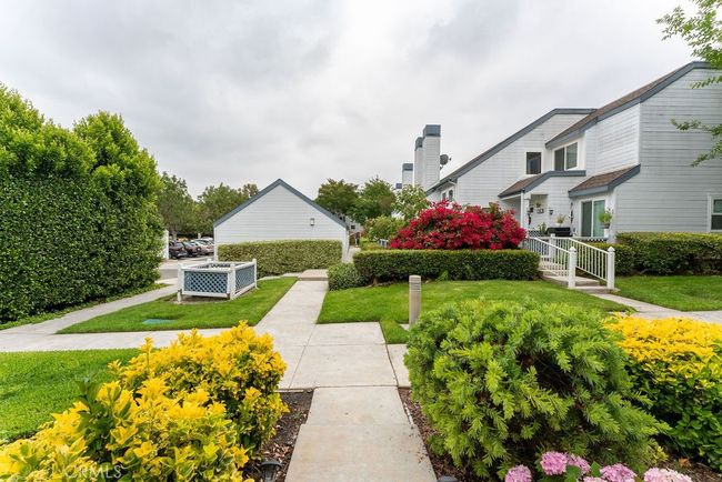 77 Fallingstar, Condo with 2 bedrooms, 3 bathrooms and 1 parking in Irvine CA | Image 38