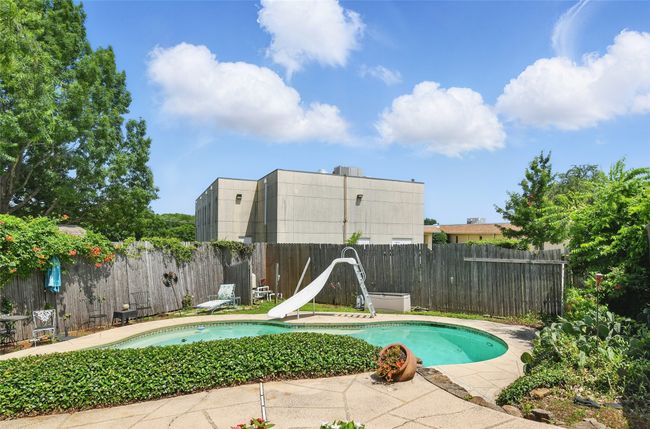 6318 Green Valley Dr, House other with 3 bedrooms, 2 bathrooms and null parking in Garland TX | Image 28