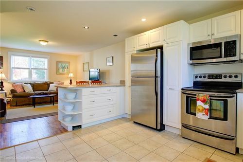 1113-70 Carroll Ave, Newport, RI, 02840-6442 | Card Image