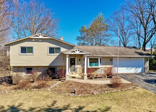 W189N5050 Crest View Terrace, Menomonee Falls, WI, 53051 | Card Image