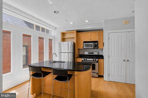303-1625 16th St Nw, WASHINGTON, DC, 20009-3047 | Card Image