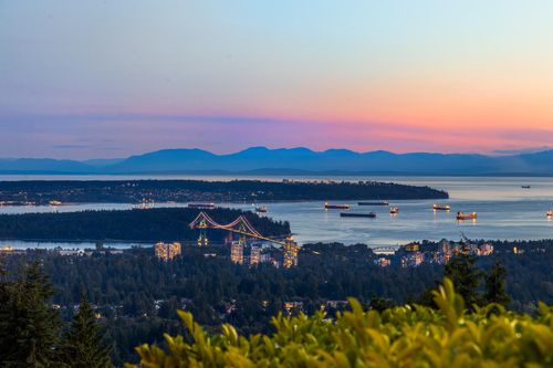 187 Rondoval Cres, North Vancouver, BC, V7N2W6 | Card Image