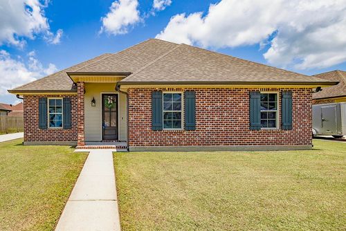 133 Madio Dr, Houma, LA, 70364-3804 | Card Image