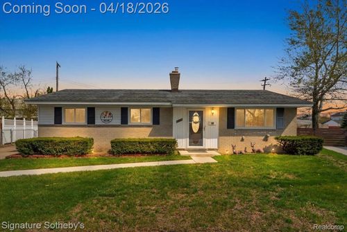 35599 Thames St, Westland, MI, 48186-4148 | Card Image