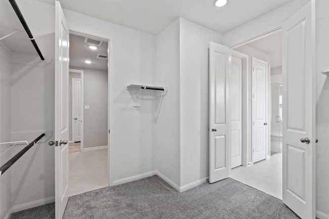 21950 Frosted Elfin Dr, House other with 5 bedrooms, 3 bathrooms and 3 parking in Cypress TX | Image 21