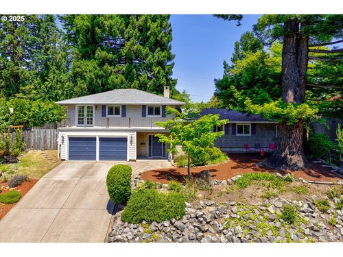 2941 Nw Elmwood Dr, Corvallis, OR, 97330-1237 | Card Image