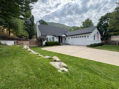 1986 N 100 E, Centerville, UT, 84014-1029 | Card Image