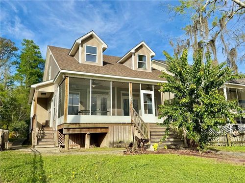 18076 Bayou Pierre Dr, Maurepas, LA, 70449-5268 | Card Image
