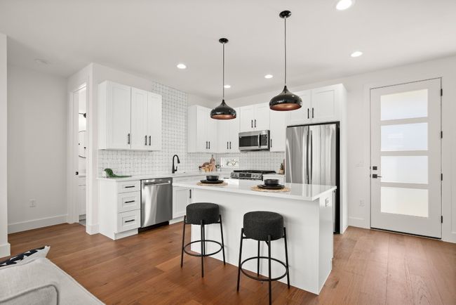 2 - 2207 E 13 Th St, House other with 3 bedrooms, 3 bathrooms and 3 parking in Austin TX | Image 8