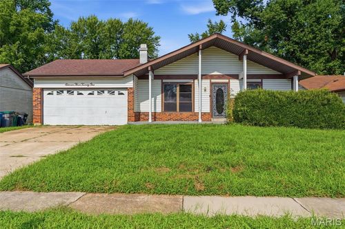 11321 Aspen Woods Drive, St Louis, MO, 63138 | Card Image