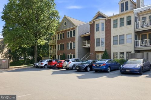 310a-3804 Ridge Knoll Ct, FAIRFAX, VA, 22033-4606 | Card Image
