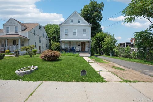 130 Smith Street, Rye Town, NY, 10573 | Card Image