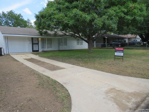 419 Anton Dr, San Antonio, TX, 78223-3433 | Card Image