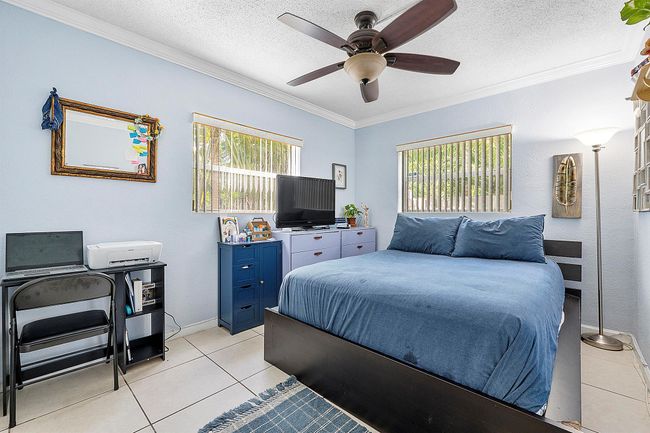 10 - 2741 Ne 8th Avenue, Condo with 2 bedrooms, 1 bathrooms and null parking in Wilton Manors FL | Image 9