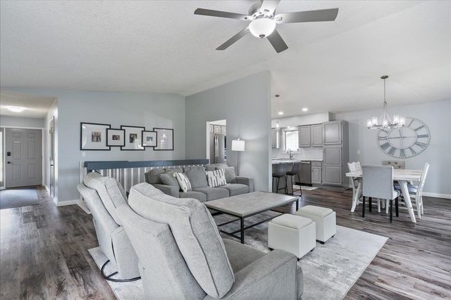 615 N Peach Ave, House other with 3 bedrooms, 2 bathrooms and null parking in Marshfield WI | Image 12