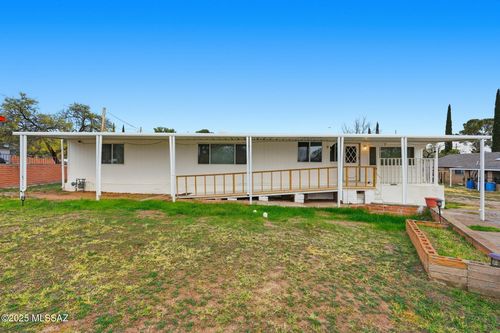 2245 W Camino Amigo, Oracle, AZ, 85623 | Card Image