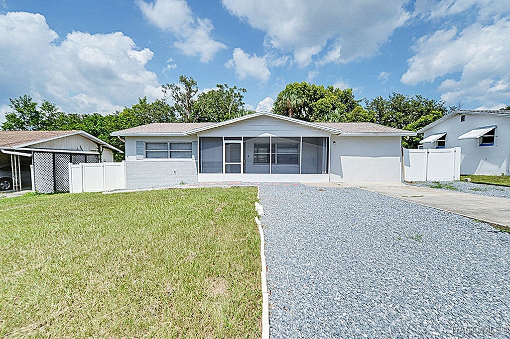 Oak Hollow Dr, Beverly Hills, FL 34465