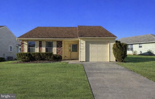 12 Windmill Ct, Columbus, NJ, 08022-1055 | Card Image