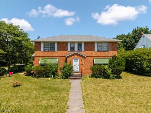 3825 Mayfield Rd, Cleveland Heights, OH, 44121-1748 | Card Image