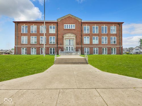 315 2nd St, Shelbyville, IN, 46176-2565 | Card Image