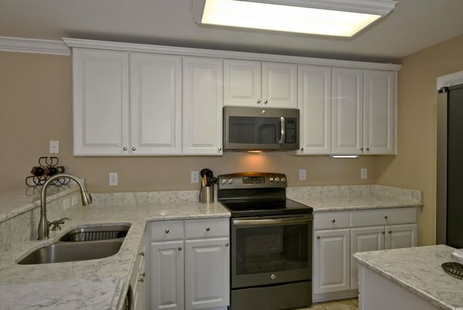 C - 4657 Fringetree Dr, Condo with 3 bedrooms, 2 bathrooms and null parking in Murrells Inlet SC | Image 4