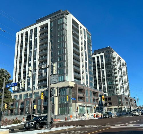 b705-705 Davis Dr, Newmarket, ON, L3Y0J1 | Card Image