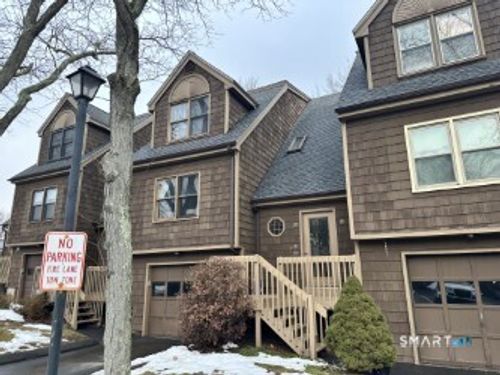 133-133 Meadow St, Milford, CT, 06461-2622 | Card Image