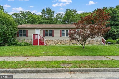 28 Fenwick Ave, PENNSVILLE, NJ, 08070-1731 | Card Image