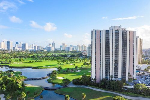 1433-20379 W Country Club Dr, Aventura, FL, 33180-1663 | Card Image