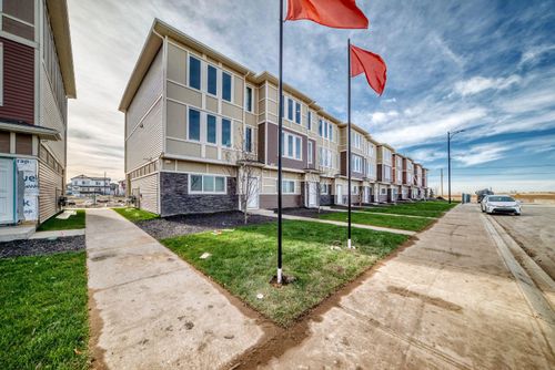 63-145 Chelsea Dr, Chestermere, AB, T1X1Z2 | Card Image