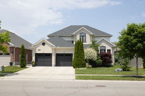 382 Plane Tree Dr, London, ON, N6G5J4 | Card Image