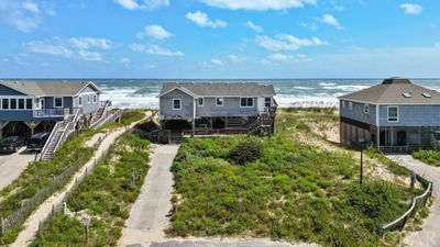 8633 E Tide Drive, House other with 3 bedrooms, 2 bathrooms and null parking in Nags Head NC | Image 1