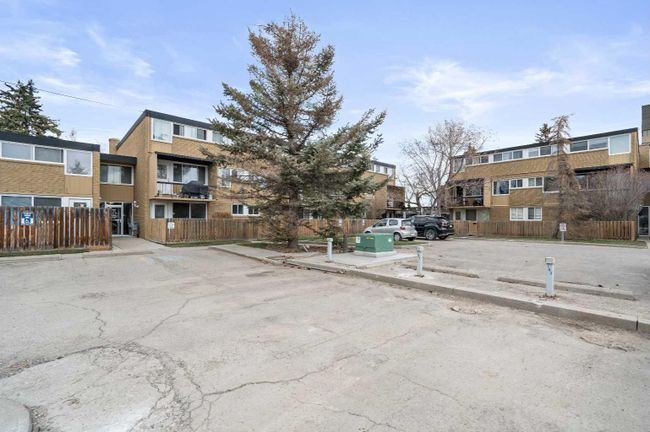 103 - 607 69 Avenue Sw, Home with 3 bedrooms, 1 bathrooms and 1 parking in Calgary AB | Image 27