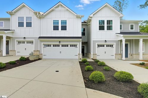 75 Galley Ln, Greenville, SC, 29607-4627 | Card Image