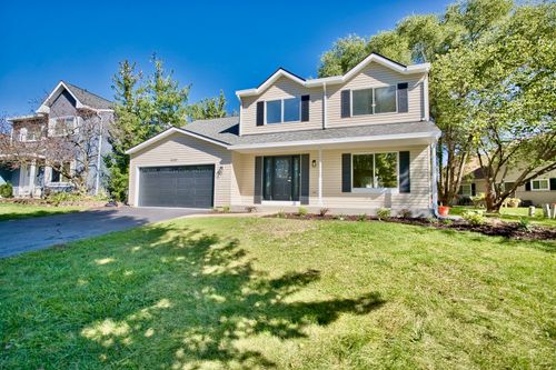 1117 Wishing Well Ln, Naperville, IL, 60564-8782 | Card Image