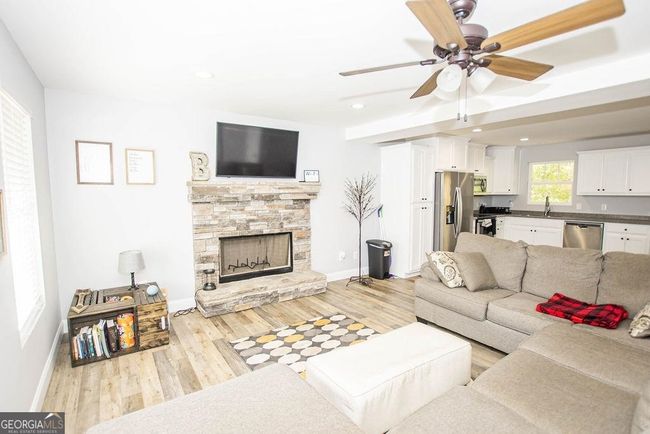 401 Brookwoods Ln, House other with 3 bedrooms, 3 bathrooms and 4 parking in Dahlonega GA | Image 7