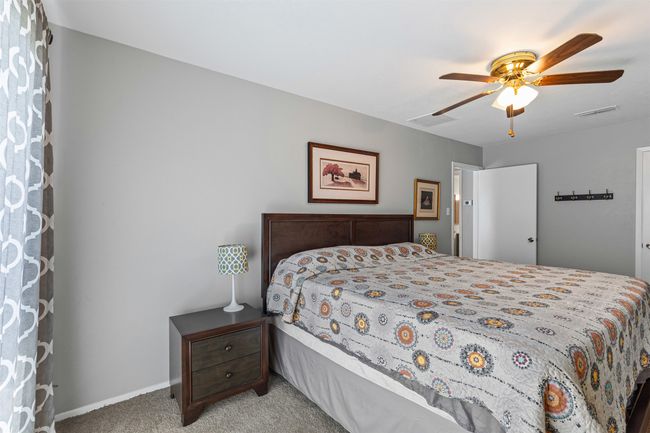5232 Country Club Dr, Condo with 2 bedrooms, 2 bathrooms and null parking in Granbury TX | Image 18