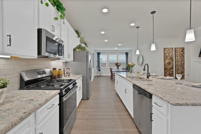 6012 Hightower St, House other with 5 bedrooms, 3 bathrooms and null parking in Aubrey TX | Image 13