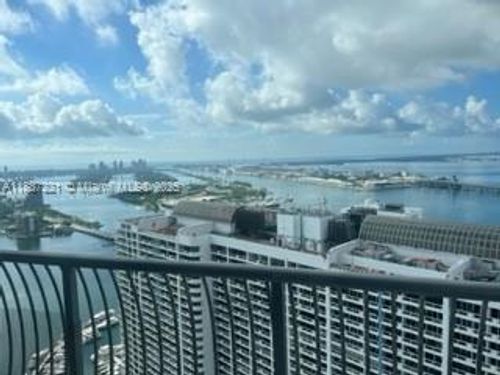 apt-4804-1750 N Bayshore Dr, Miami, FL, 33132-3219 | Card Image