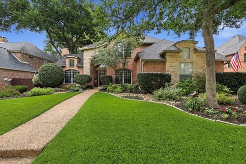 4420 Crown Knoll Cir, Flower Mound, TX, 75028-8505 | Card Image