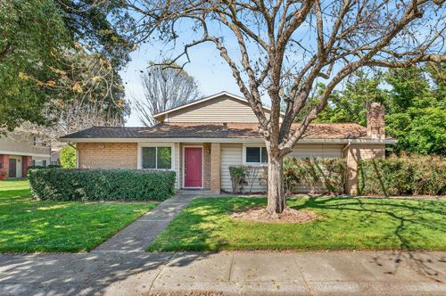 8187 La Riviera Dr, Sacramento, CA, 95826-1604 | Card Image