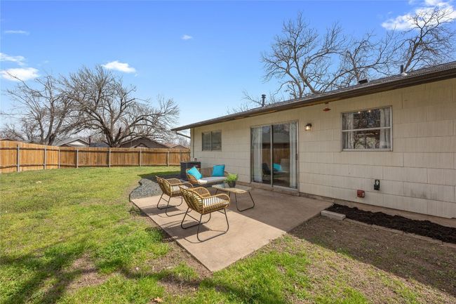 10412 Firethorn Ln, House other with 3 bedrooms, 2 bathrooms and 4 parking in Austin TX | Image 27